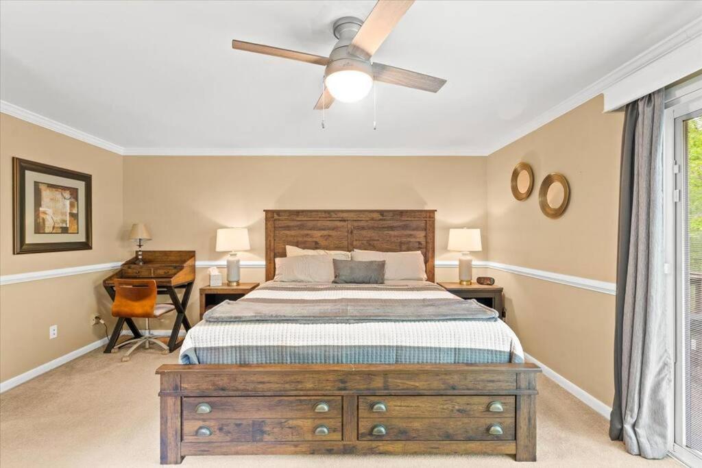 The Gingerbread House: 4 Bedroom Chalet, W/ Sunroom/Deck, Sleeps 12, Modern Amenities McGaheysville Luaran gambar